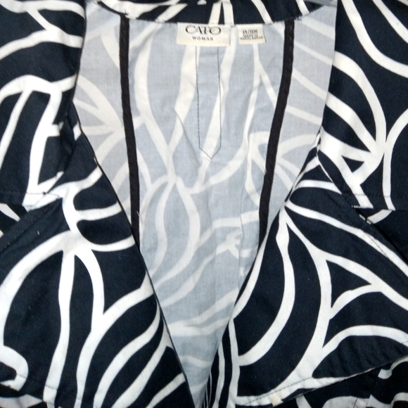 *CLEARANCE* Cato Jacket - Picture 4 of 4